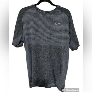 EUC Nike Drifit
